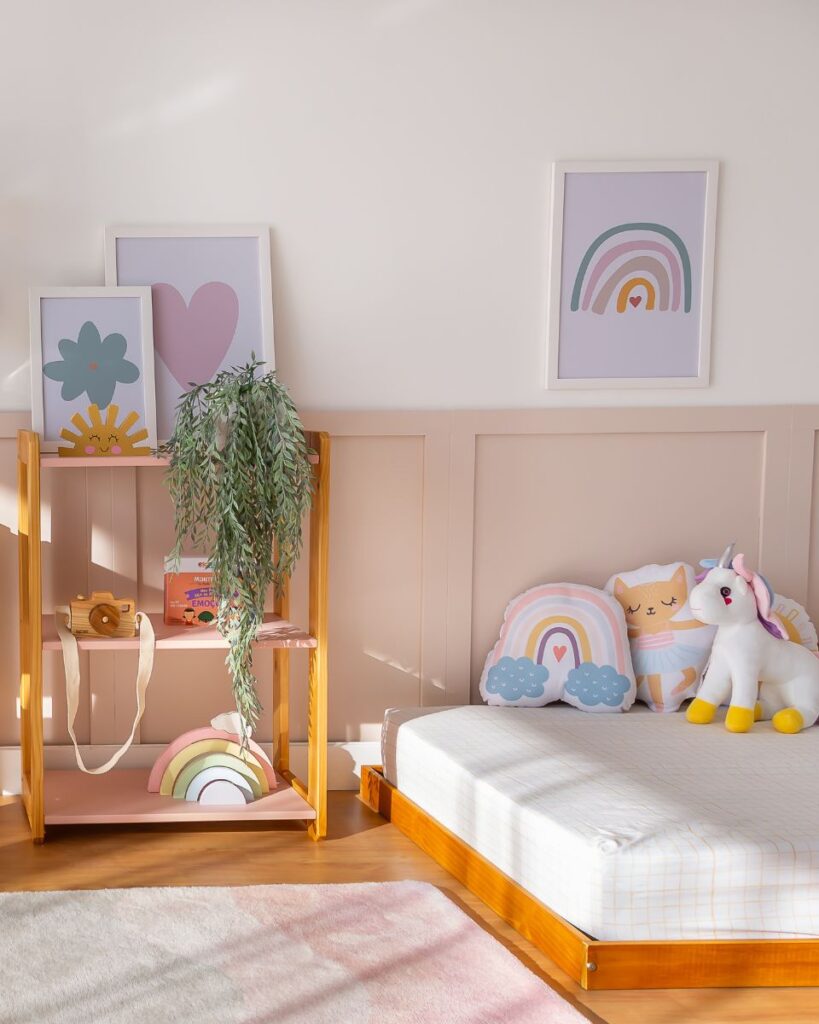 quadro-na-decoracao-do-quarto-menina