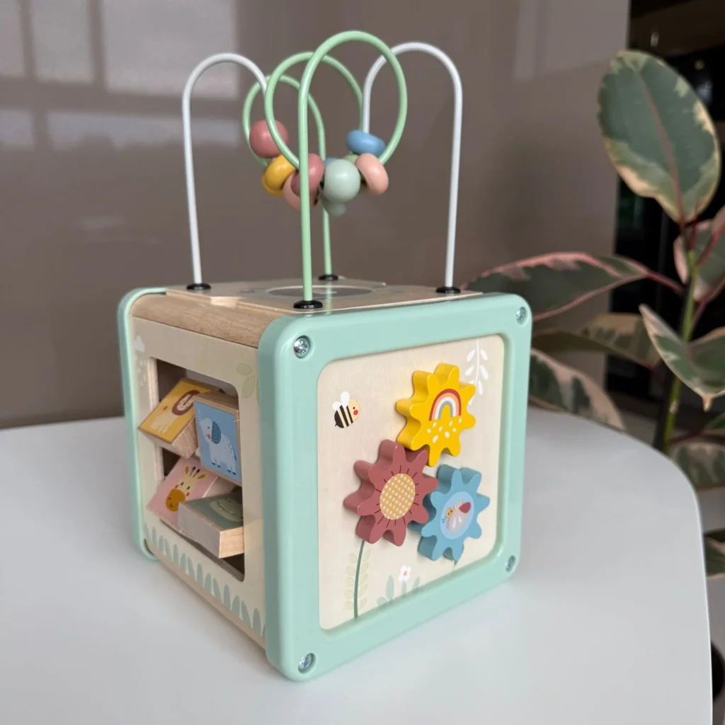 brinquedo-sensorial-infantil-cubo