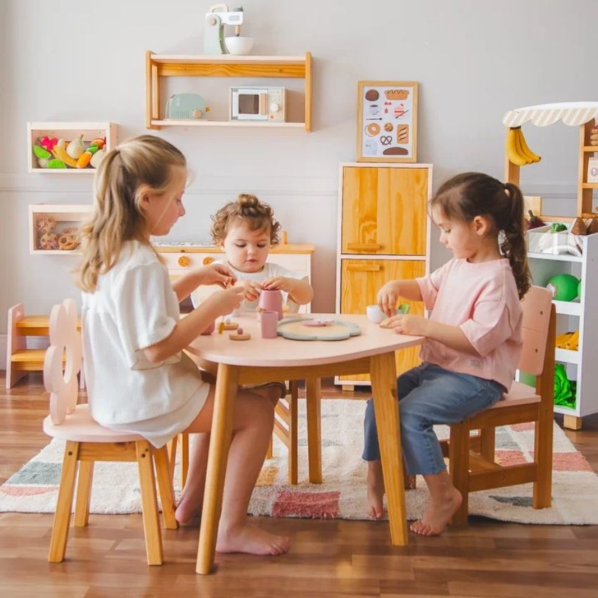 Mobiliando a Casinha Infantil com a Cola e Decora